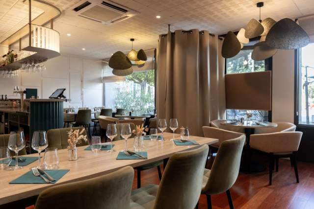 → Le Petit Thiou · Restaurant Annecy Cran-Gevrier